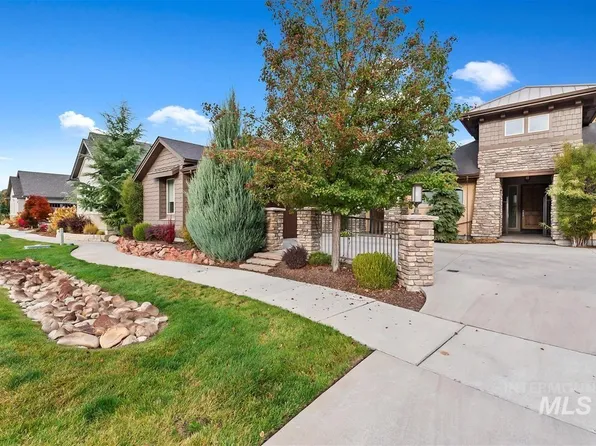 9690 W Tributary Ln, Garden City, ID 83714