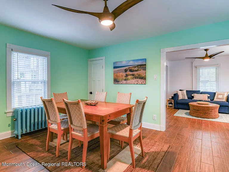 819 Dunlewy St — Photo 13