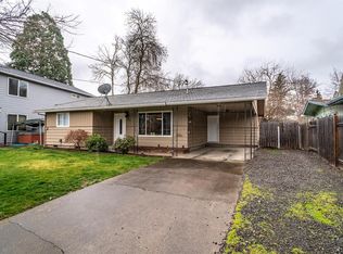 152 S Church St, Phoenix, OR 97535