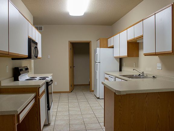 5th image of 4230 47th St S #B7845be03