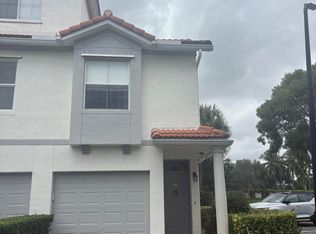 2026 Alta Meadows Ln APT 909, Delray Beach, FL 33444