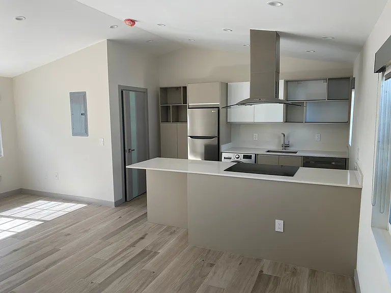8045 Abbott Ave — Photo 8