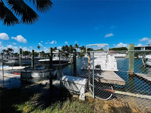2045 Calais Dr APT 3, Miami Beach, FL 33141