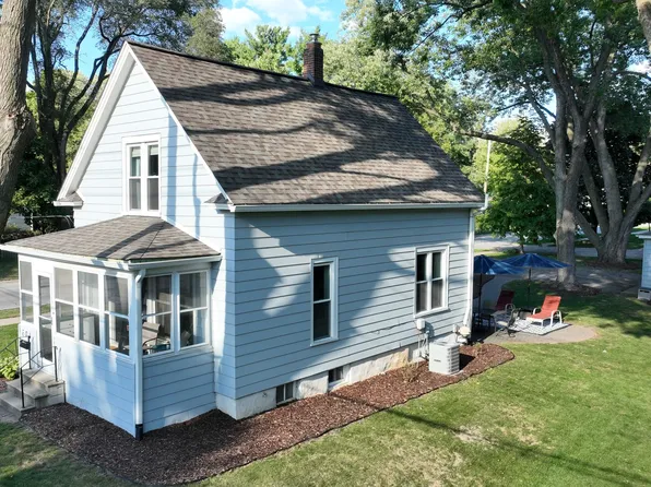 604 S Van Buren St, Batavia, IL 60510