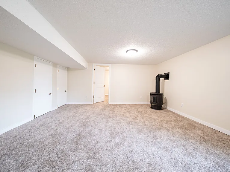 14200 Elgin Ct — Photo 25