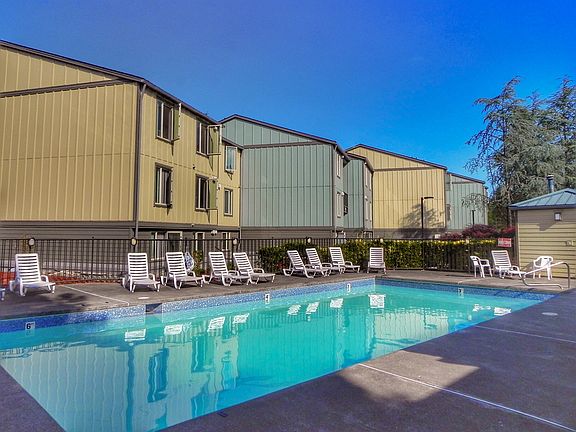 5th image of 9009 SE Causey Ave #2-B32