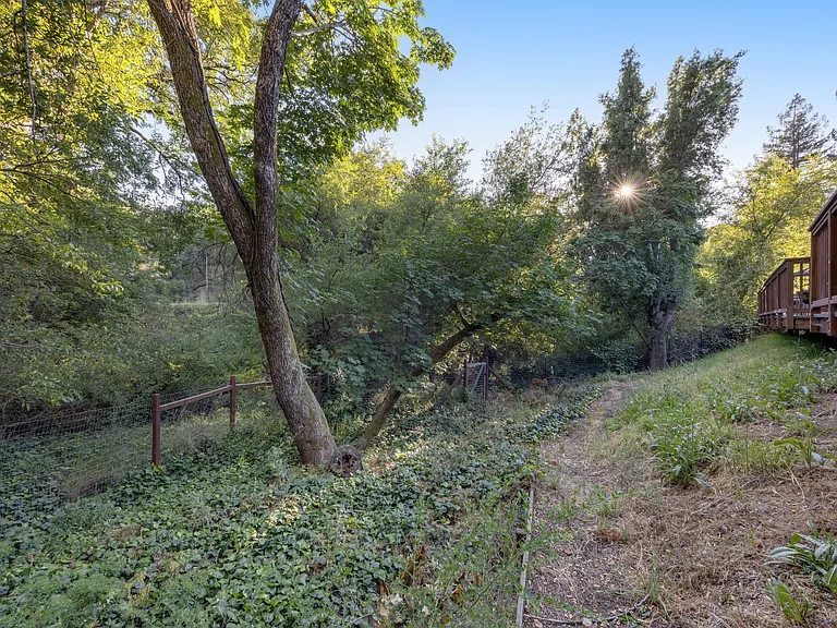 88 Calistoga Rd — Photo 62
