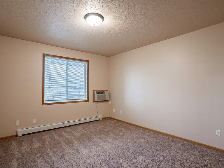 Fargo, ND West Lake Apartments | Bedroom