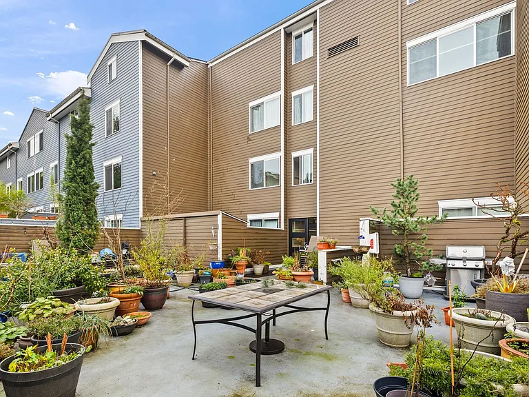 2350 10th Ave E #227 — Photo 23