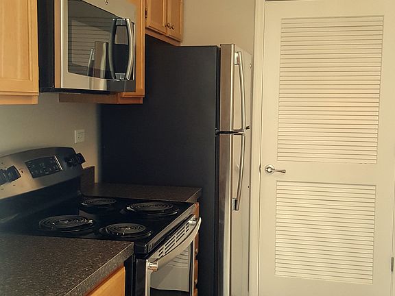 2nd image of 300 Whitewater Dr