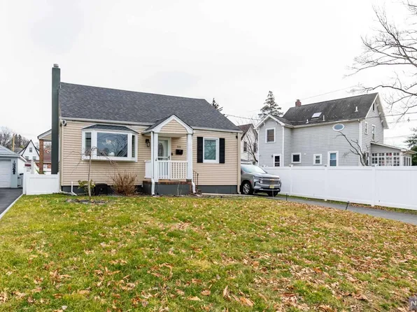 511 Riverside Ave, Rutherford, NJ 07070