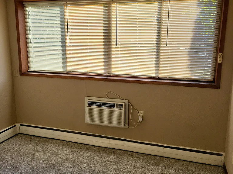 Phillip Park Apartments — Photo 7