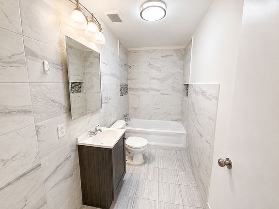 5th image of 2034 Ferris Rd
