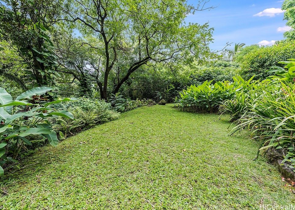 1st image of 3242 Pelekane Dr