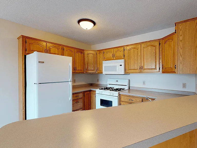 French Creek Townhomes — Photo 7