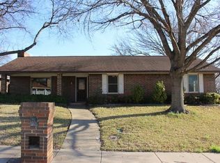 231 Meadowcreek Dr, Duncanville, TX 75137