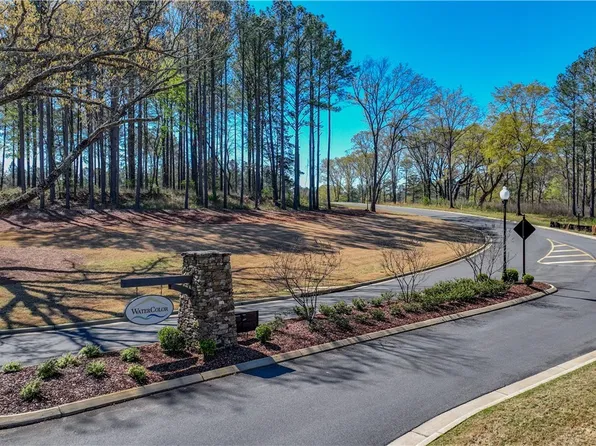 14267 Watercolor Dr, Northport, AL 35475