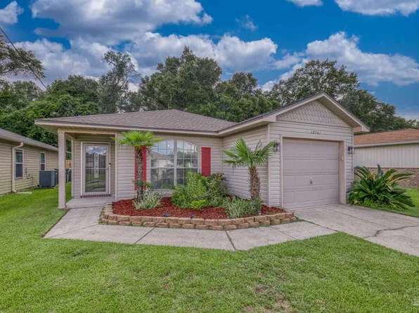 10541 Senegal Dr, Pensacola, FL 32534
