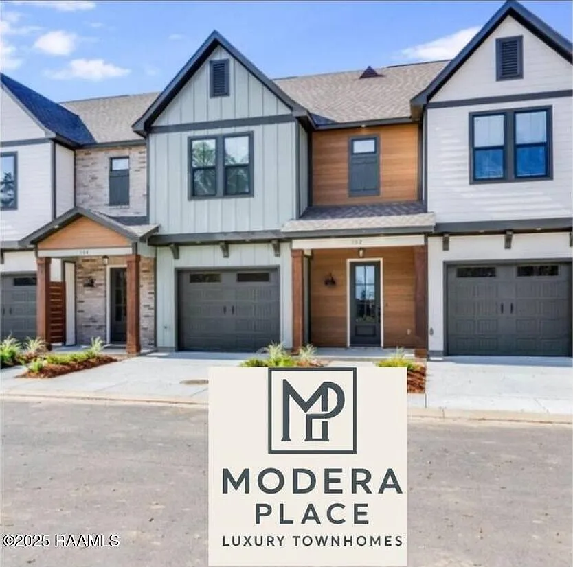 3 bed, 2.5 bath, 1778 sqft, $3,250 — Photo 1