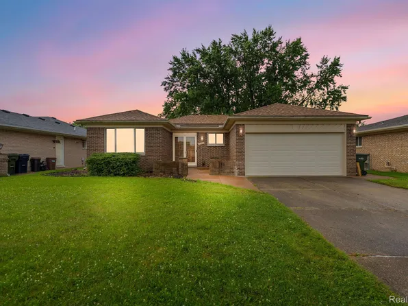 3090 Belinda Dr, Sterling Heights, MI 48310