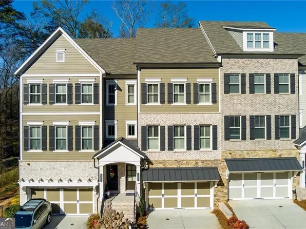 815 Paden St, Woodstock, GA 30188