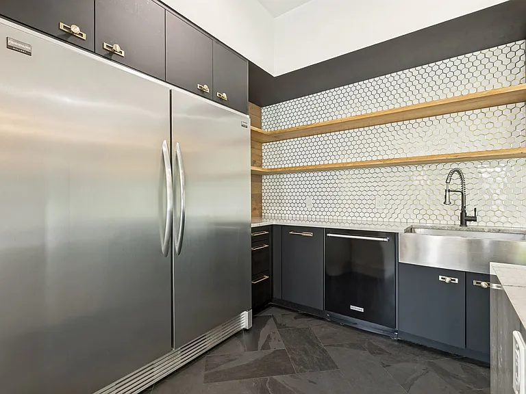 310 Clay St #12 — Photo 18