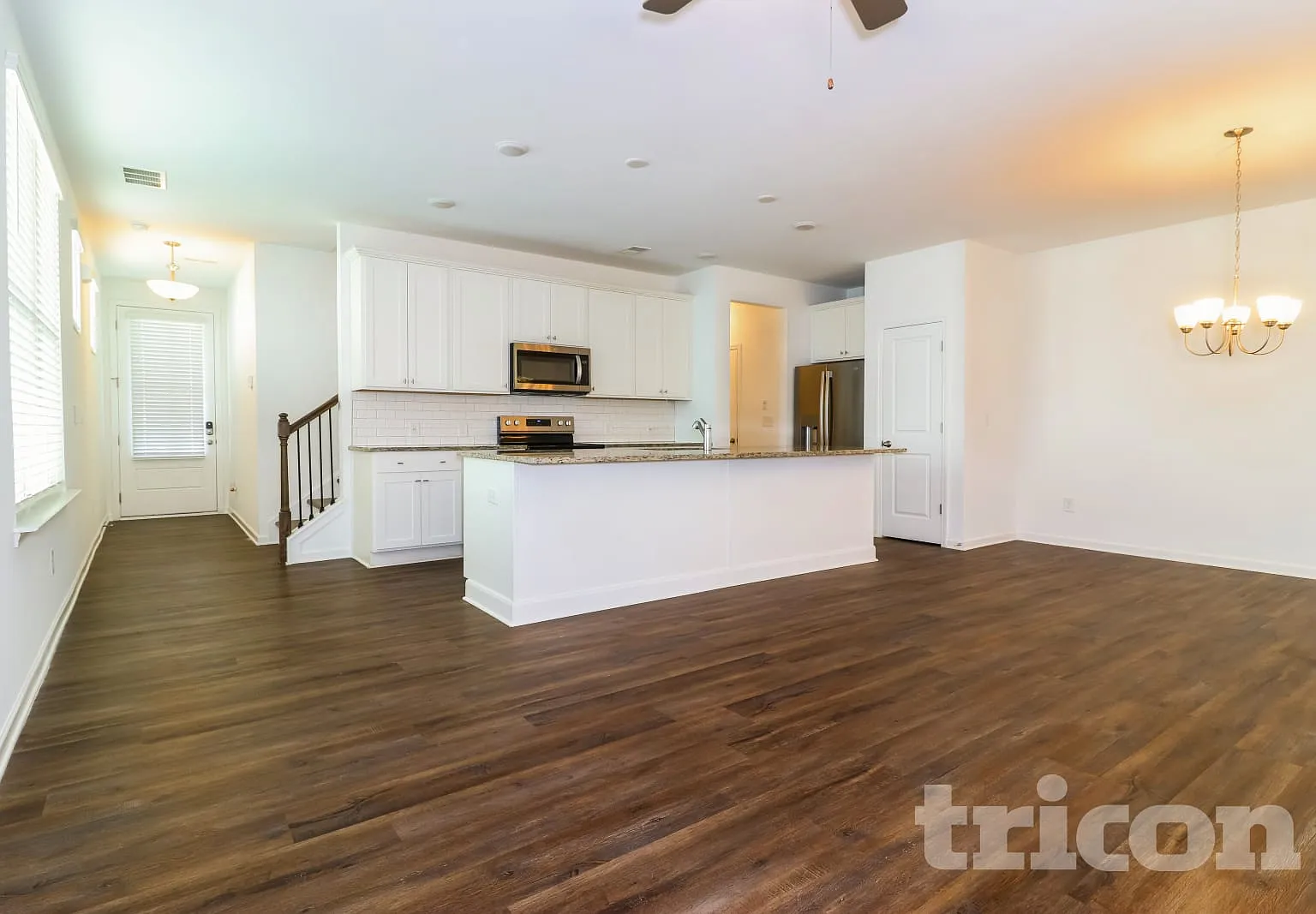 2140 Rosemary Park Ln Lawrenceville GA — Photo 2
