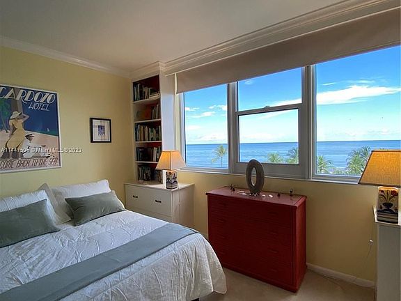 2nd image of 200 Ocean Lane Dr APT 706