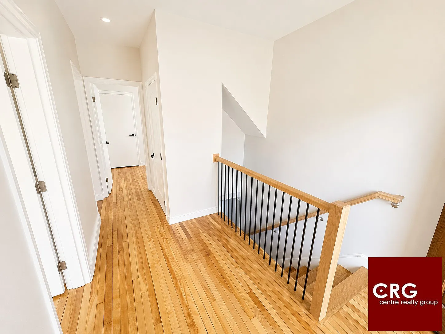 5 bed, 2.0 bath, 1500 sqft, $6,950 — Photo 2