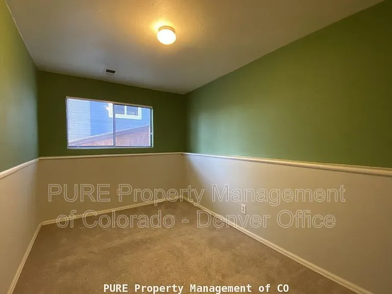525 Southpark Rd — Photo 16