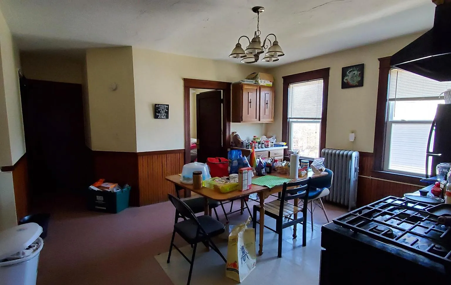 4 bed, 1.5 bath, 1200 sqft, $3,000 — Photo 2
