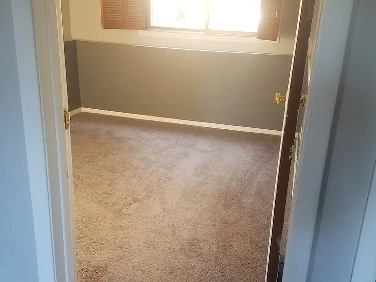 619 Sussex Ln #1 — Photo 15