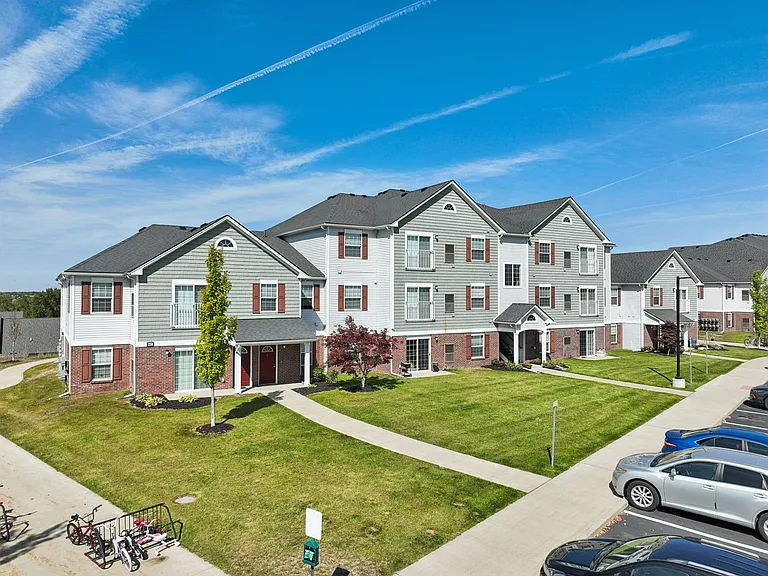 Abbey Ridge Apartment Homes — Photo 27