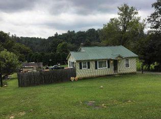 3825 Collettsville Rd, Lenoir, NC 28645