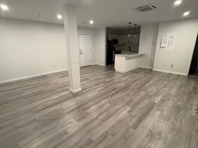 211 Onset Ave — Photo 15
