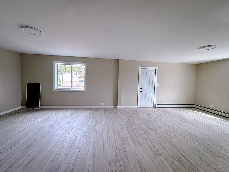 181 Pine St #2 — Photo 7