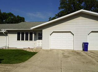 1020 5th Ave #3, Sheldon, IA 51201