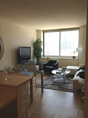 Rented by Windsor Property Management | media 14