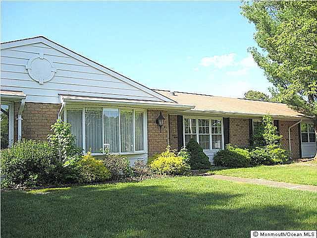 1st image of 116 Buckingham Drive #B