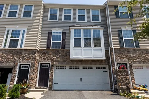220 W General Grey Ct Photo 1
