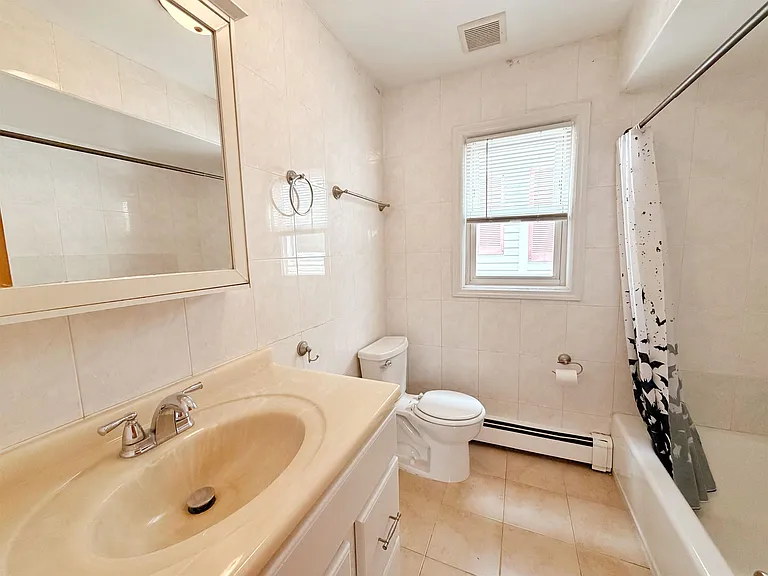 485 Manila Ave #2 — Photo 5