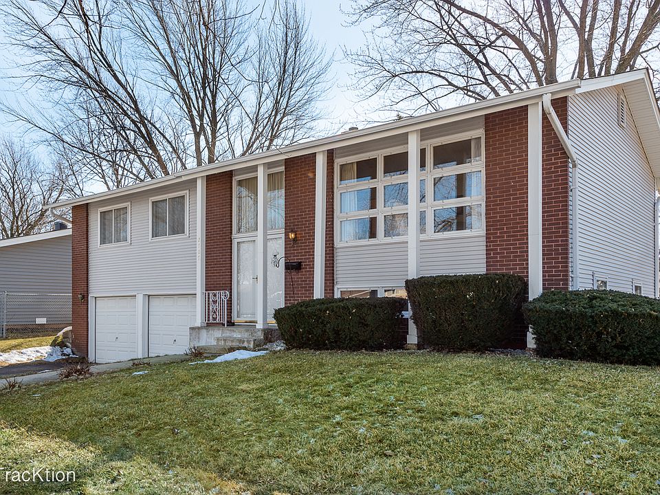 1st image of 2707 Woodridge Dr