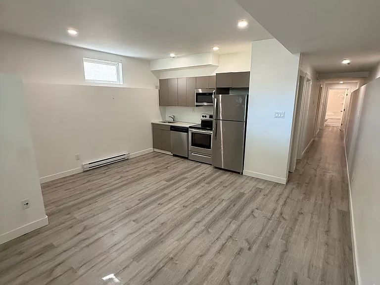 439 Winterton Ave #A — Photo 4