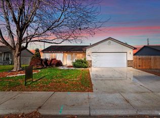 658 W Rams Hill St, Kuna, ID 83634