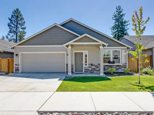 3289 NW 10th Pl #17, Redmond, OR 97756