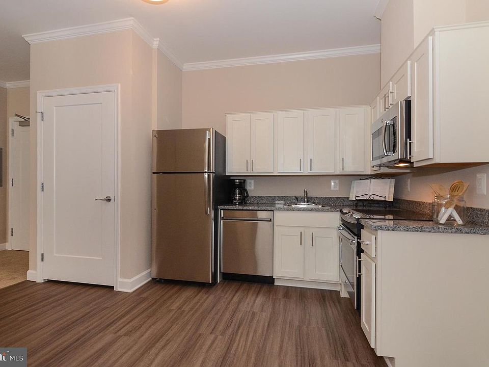 2222 Colts Neck Rd Reston VA Zillow