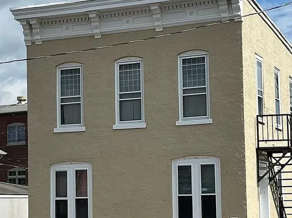 15 S Front St APT 2, Souderton, PA 18964