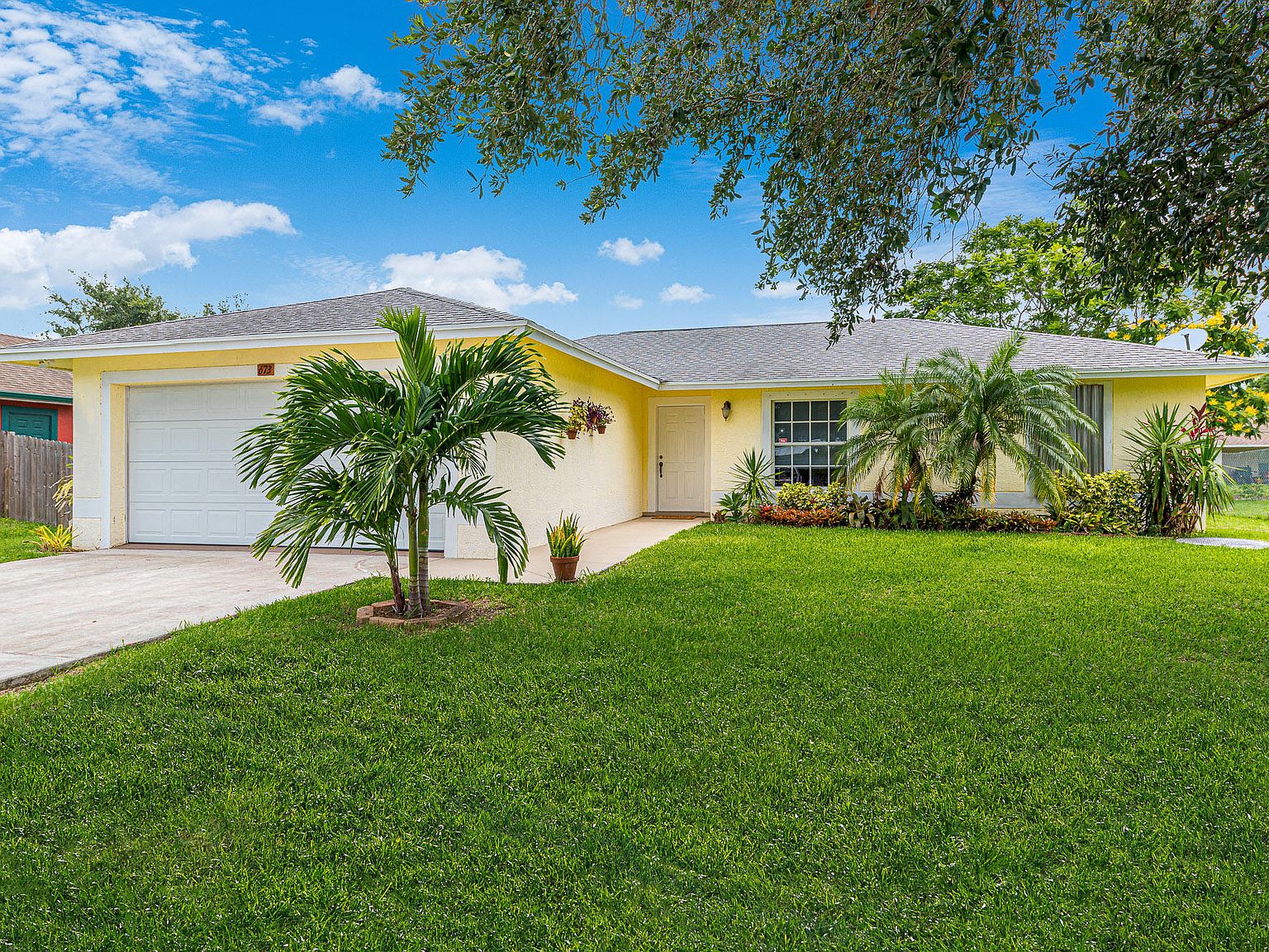 673 Se Chapman Ave Port Saint Lucie Fl Mls Rx Zillow