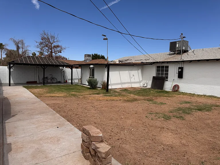 3325 W Turney Ave — Photo 9