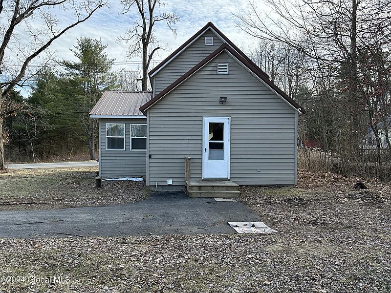 4th image of 892 State Highway 29A